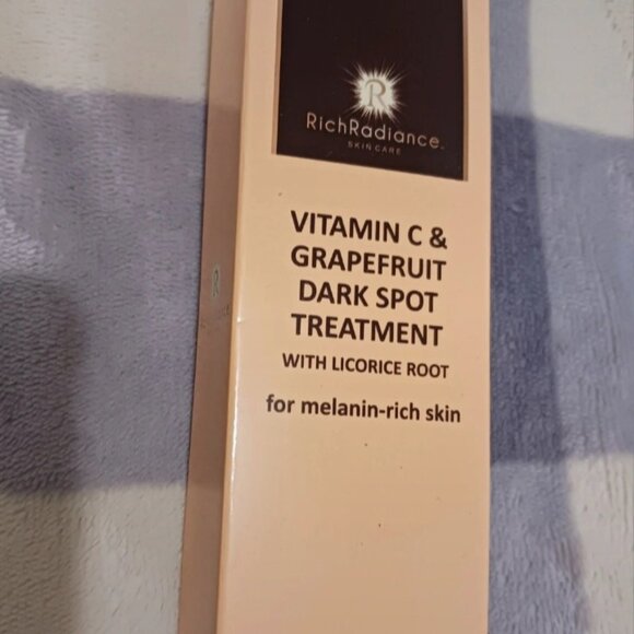 Rich Radiance Skin Care Dark Spot Treatment - Picture 1 of 2